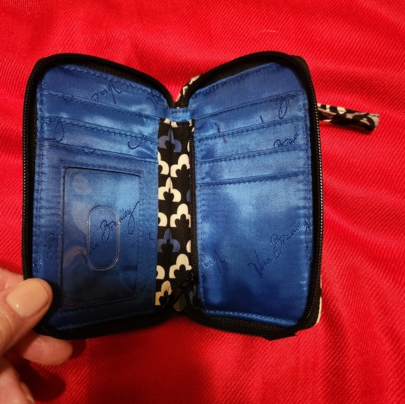 Vera Bradley wristlet - Picture 3 of 3
